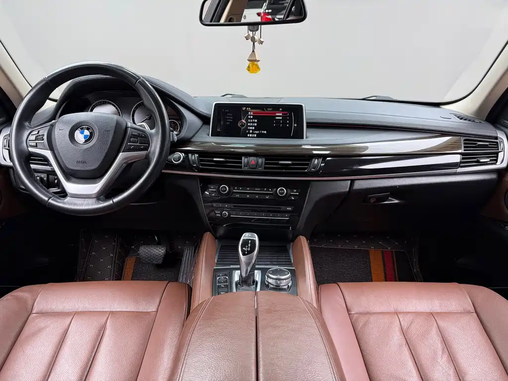 BMW X6 2015 — фото 8