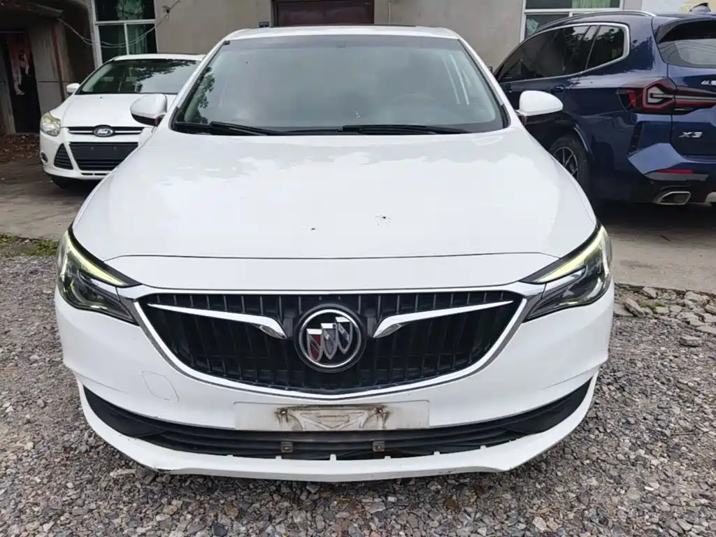 Buick Excelle 2019 — фото 3