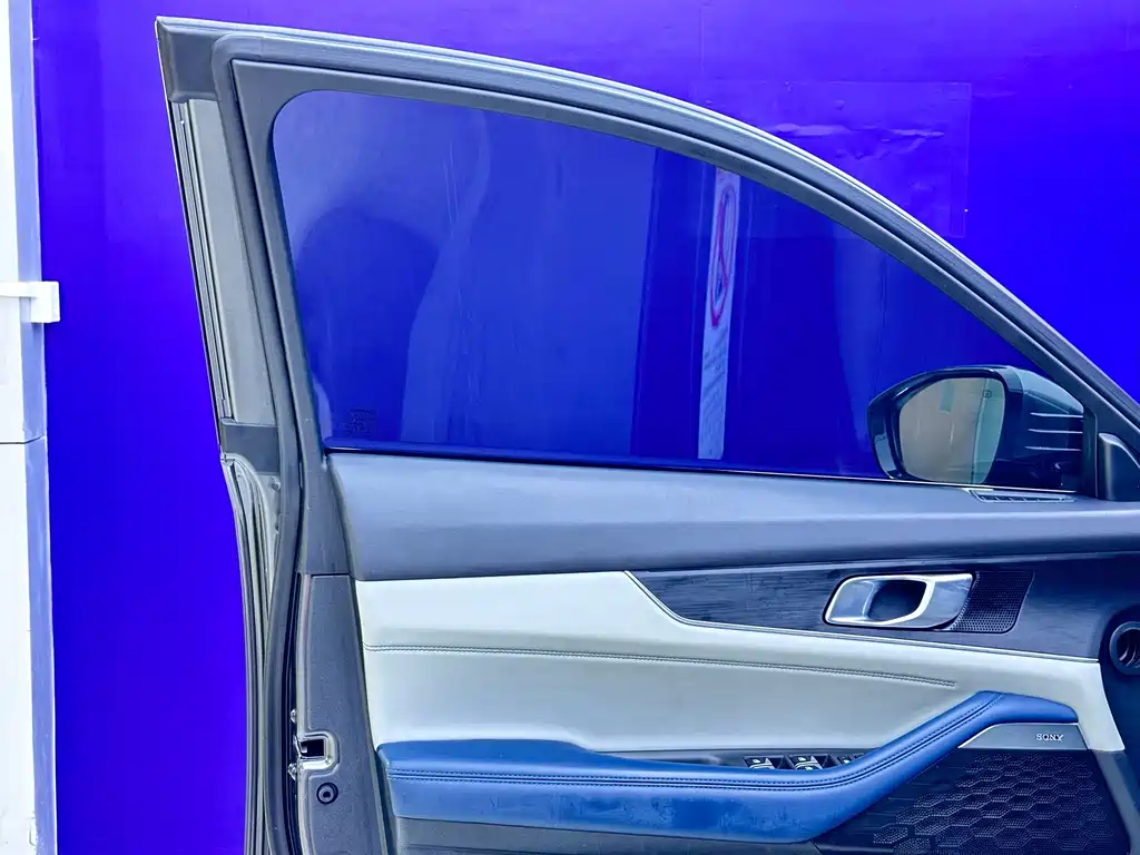 Changan UNI-K Smart Electronic Idd 2022 — фото 15