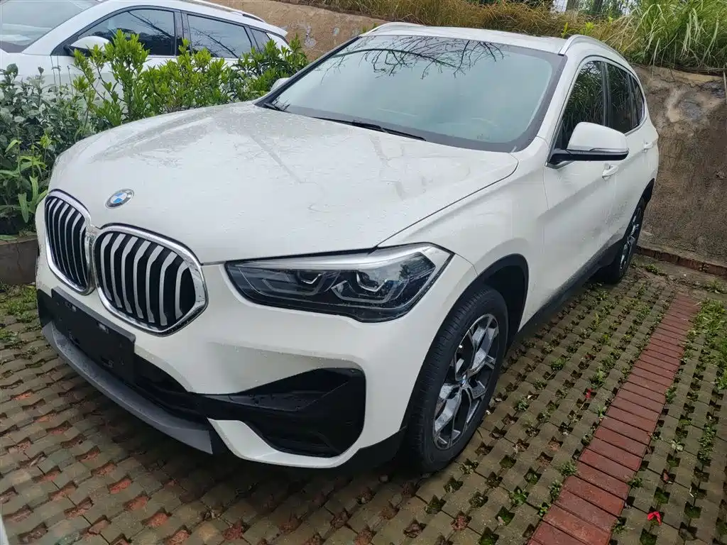 BMW X1 2021 — фото 2