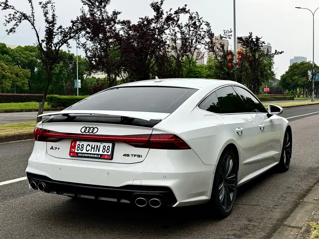 Audi A7 2023 — фото 10