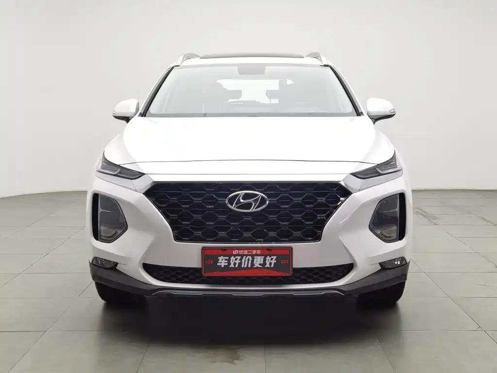Hyundai Santa Fe 2020 — фото 3