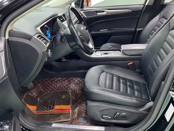 Ford Mondeo 2021