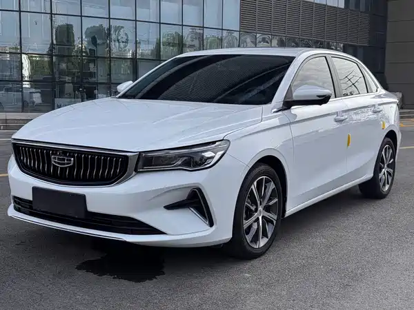 Geely Emgrand 2024