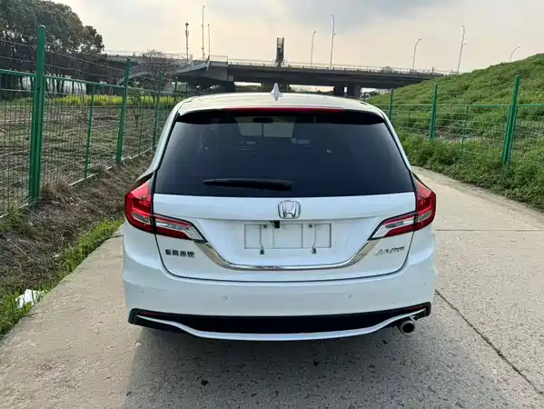 Honda Jade 2017