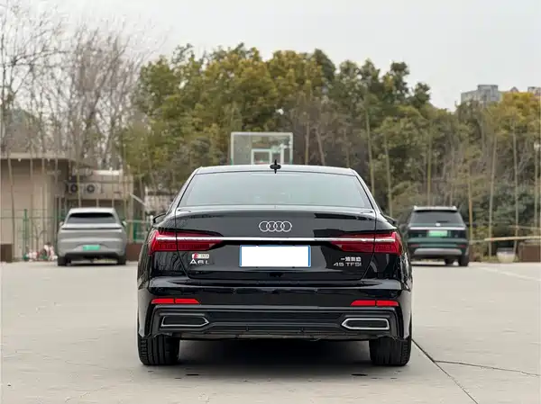 Audi A6L 2020