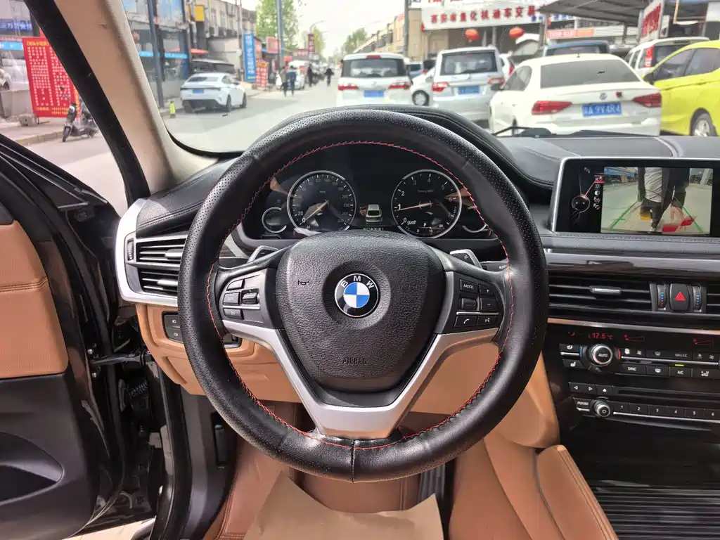 BMW X6 2015 — фото 7