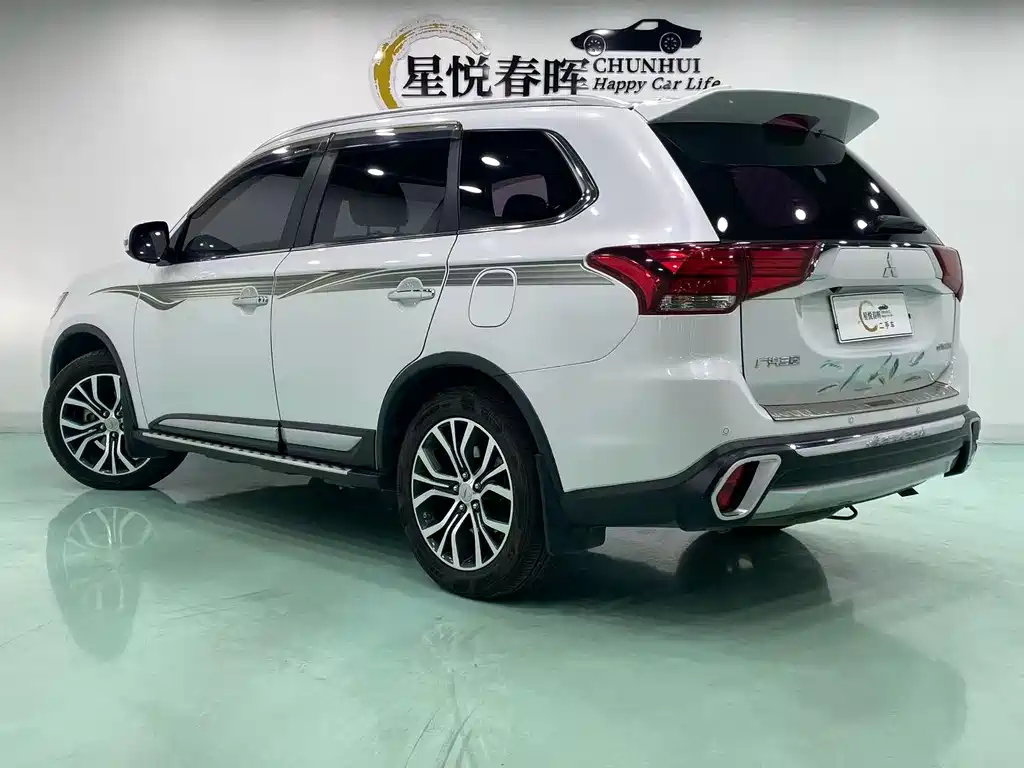 Mitsubishi Outlander 2017