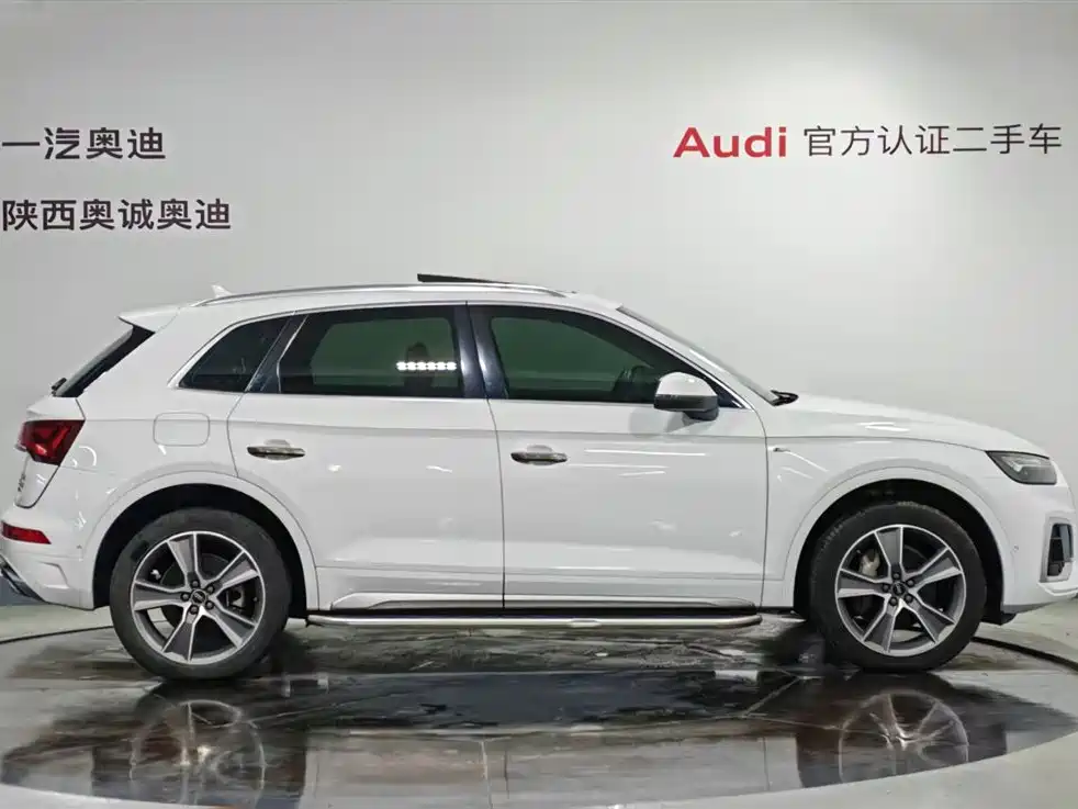 Audi Q5L 2022 — фото 3