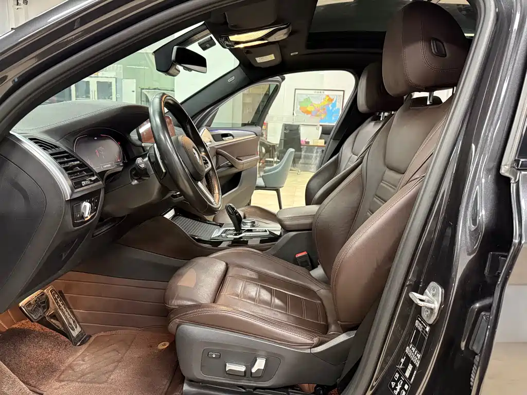 BMW X4 2020 — фото 15