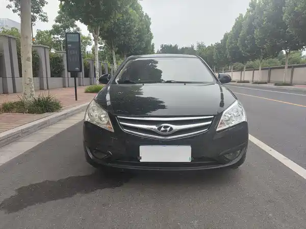 Hyundai Yuedong 2011