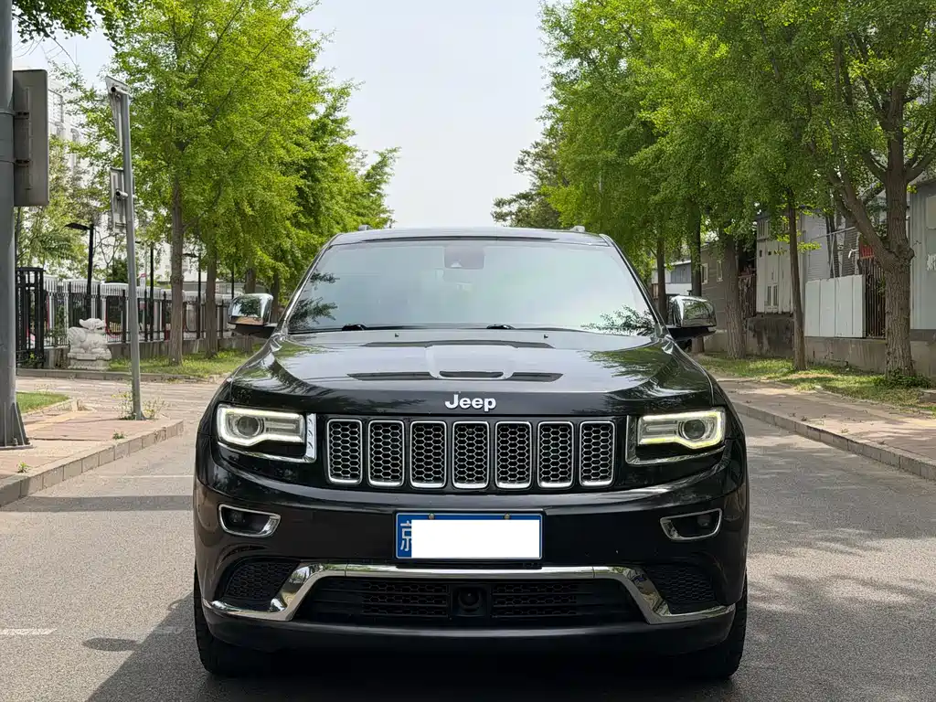 Jeep Grand Cherokee 2015 — фото 2