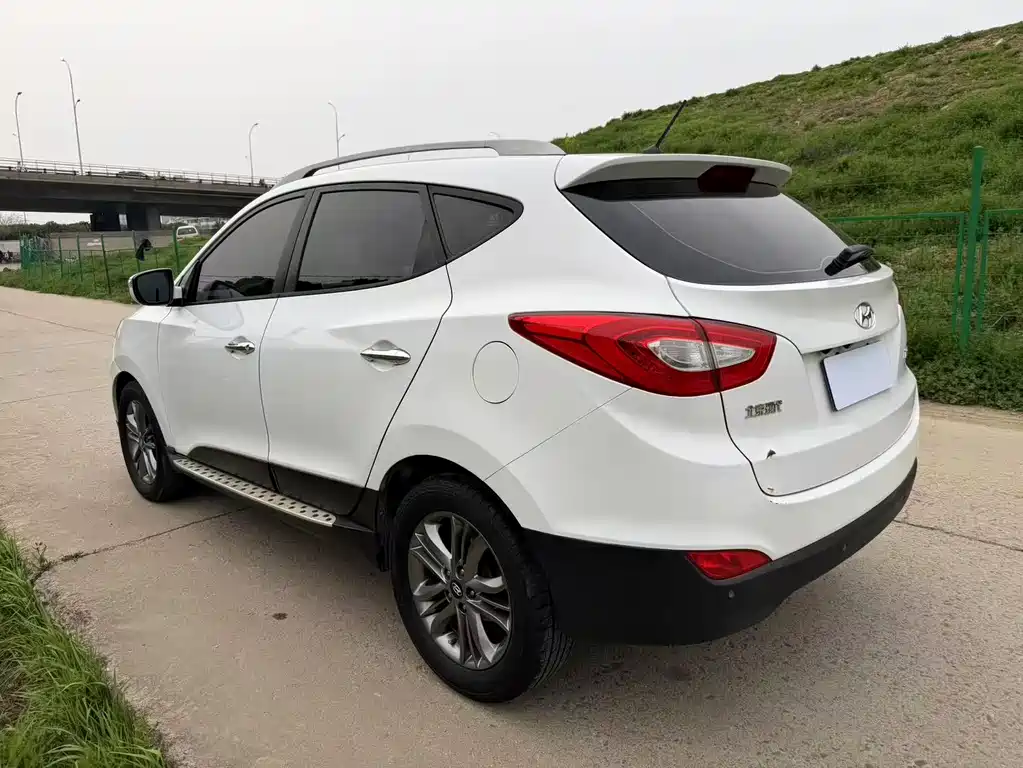 Hyundai ix35 2013 — фото 14