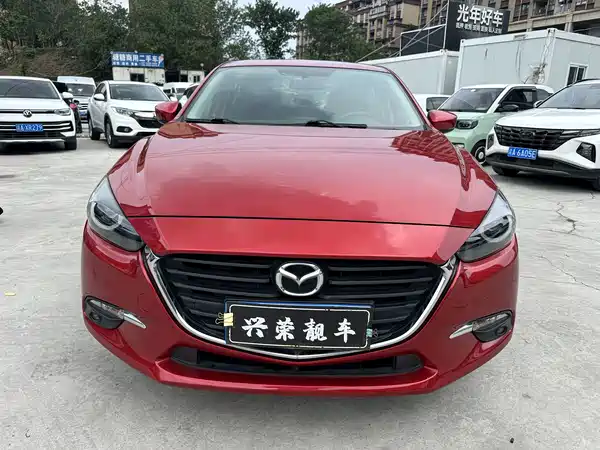 Mazda 3 Axela 2019