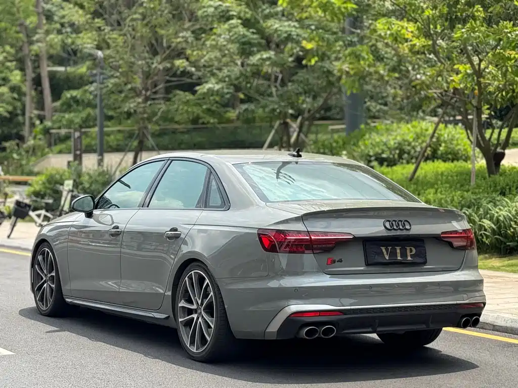 Audi S4 2022 — фото 4