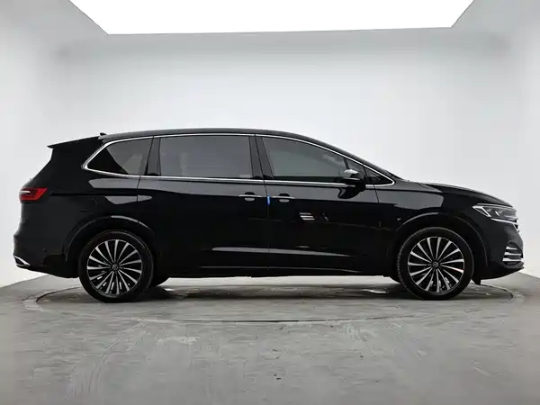 Volkswagen Viloran 2025