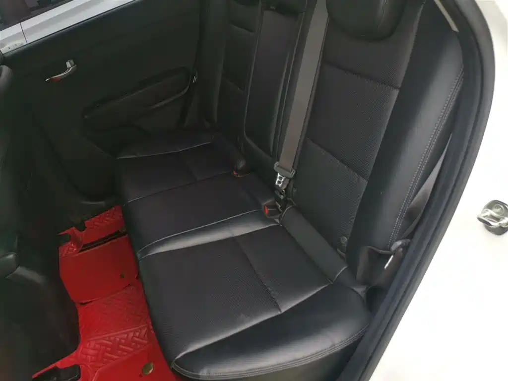 Kia KX3 2015 — фото 17