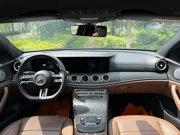 Mercedes-Benz E-Class 2021