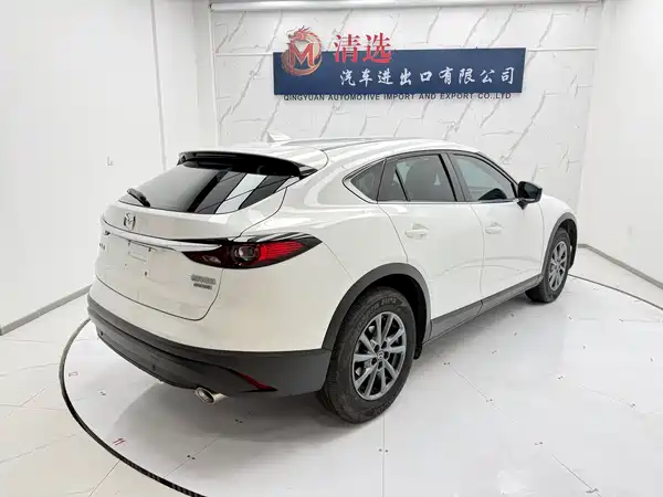 Mazda CX-4 2023