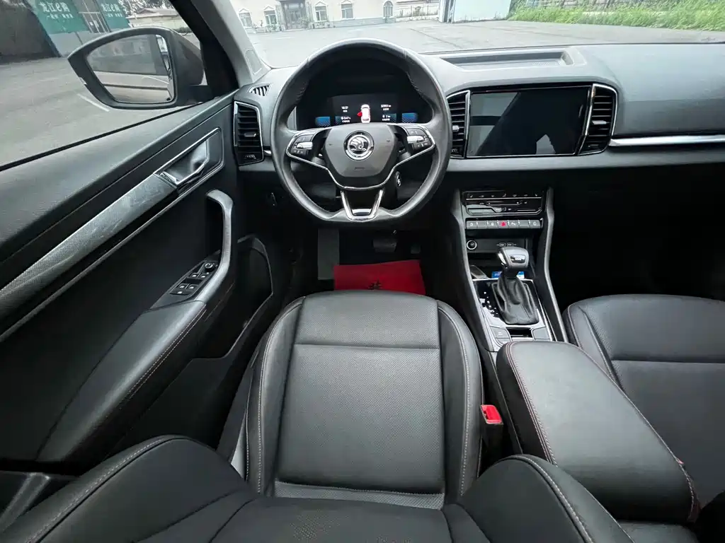 Skoda Karoq 2022 — фото 10