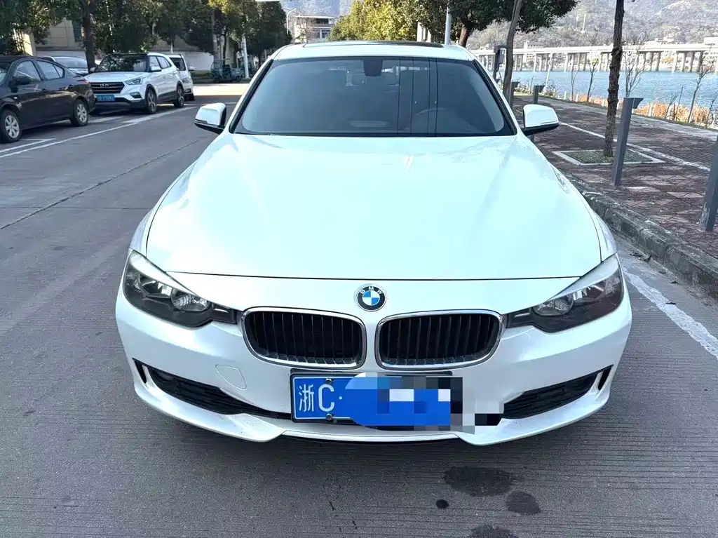 BMW 3 Series 2013 — фото 2