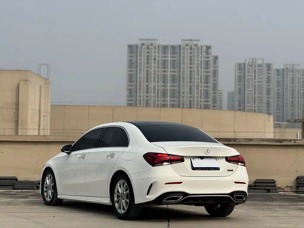 Mercedes-Benz A-Class 2023 — фото 8
