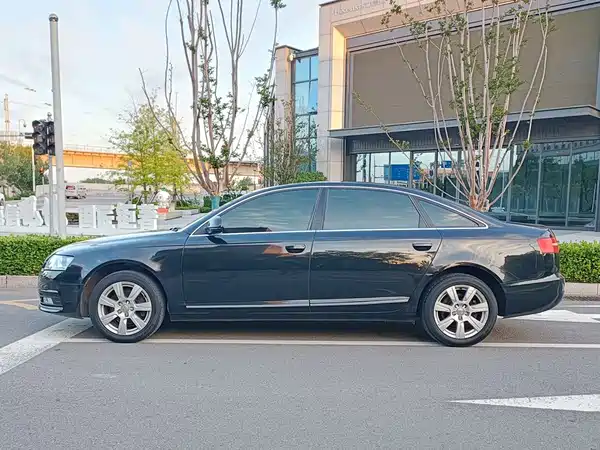 Audi A6L 2010