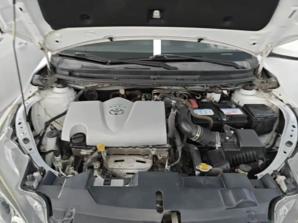 Toyota Yaris L 2018 — фото 20