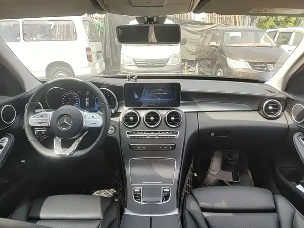 Mercedes-Benz C-Class 2021