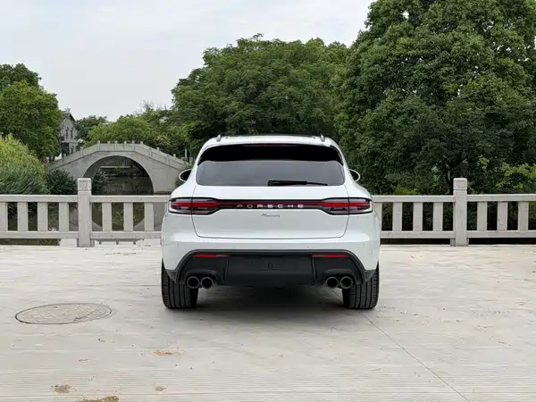 Porsche Macan 2023