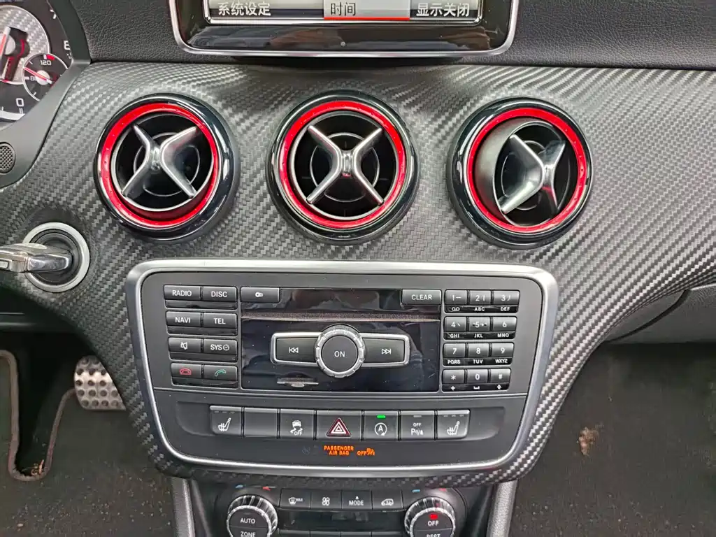 Mercedes-Benz A-Class AMG 2015 — фото 12