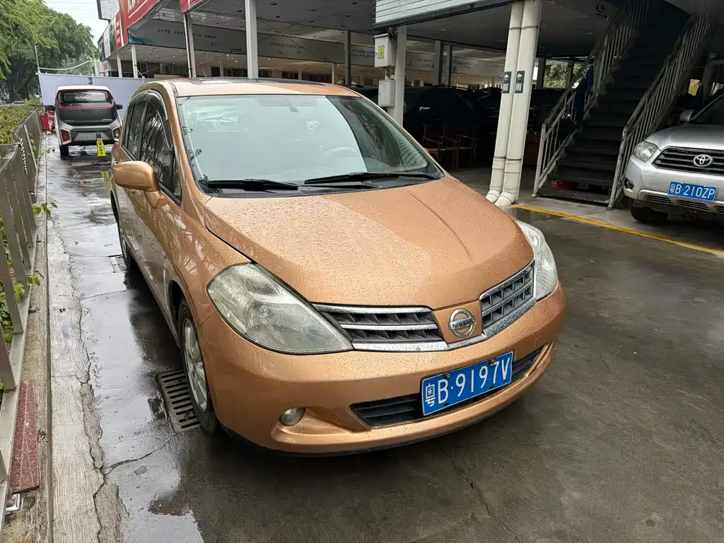 Nissan Tiida 2009