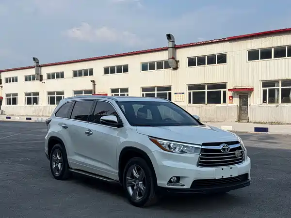 Toyota Highlander 2015