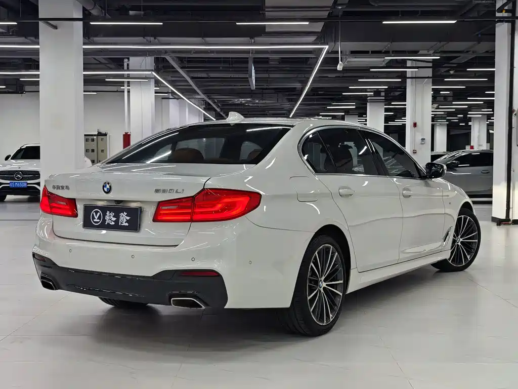 BMW 5 Series 2020