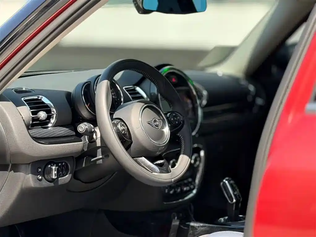 MINI Clubman 2020 — фото 13