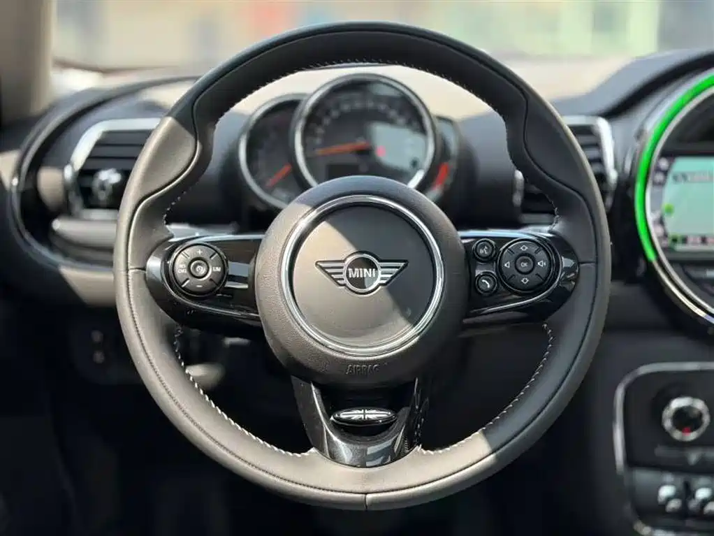 MINI Clubman 2020 — фото 14
