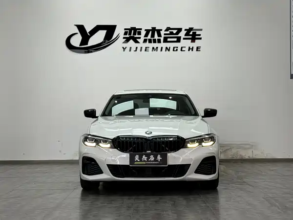 BMW 3 Series 2022