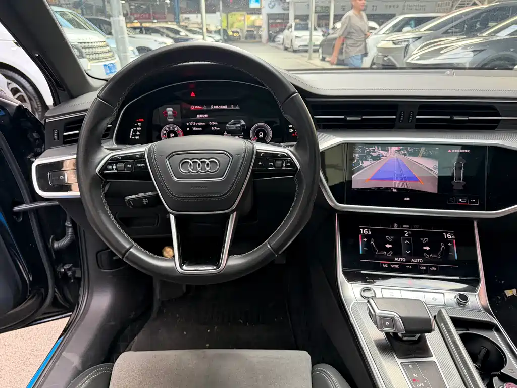 Audi A6L 2024 — фото 13