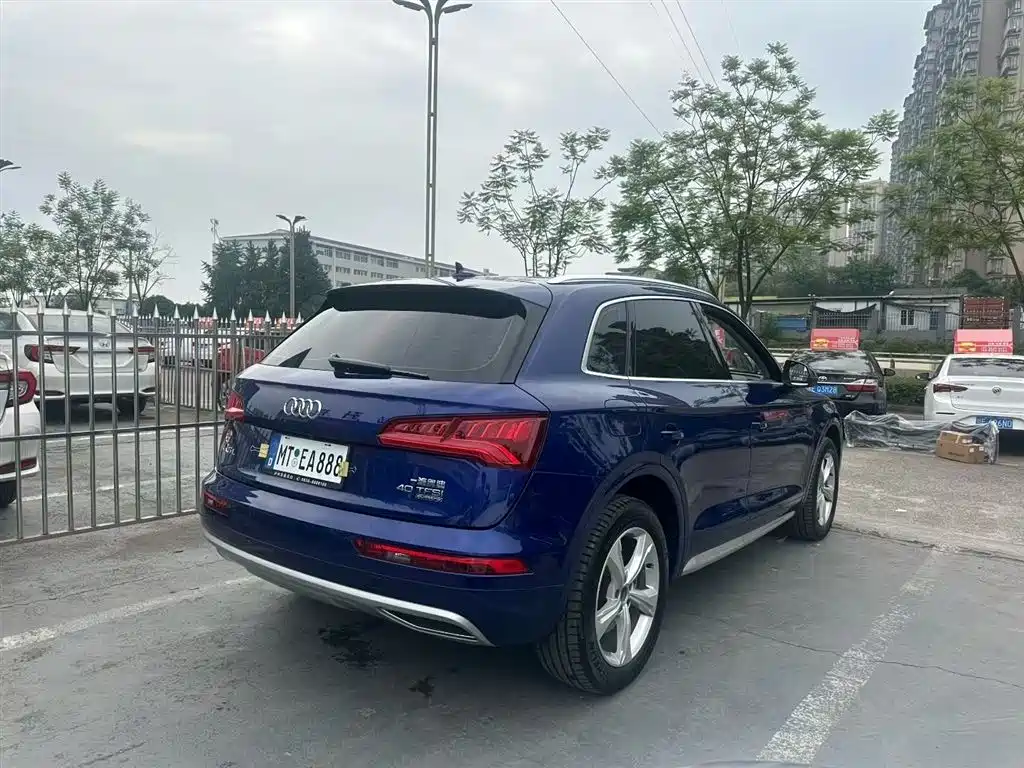 Audi Q5L 2019