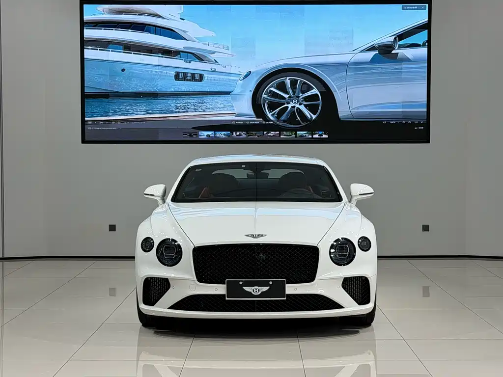 Bentley Continental 2021