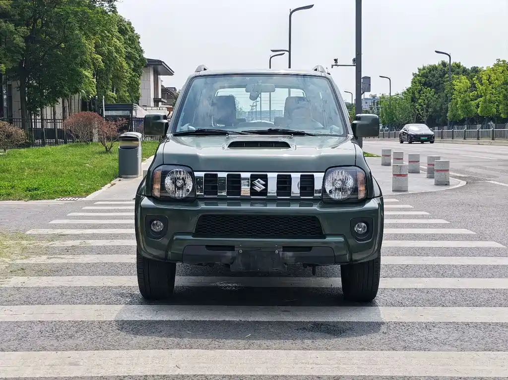 Suzuki Jimny 2016