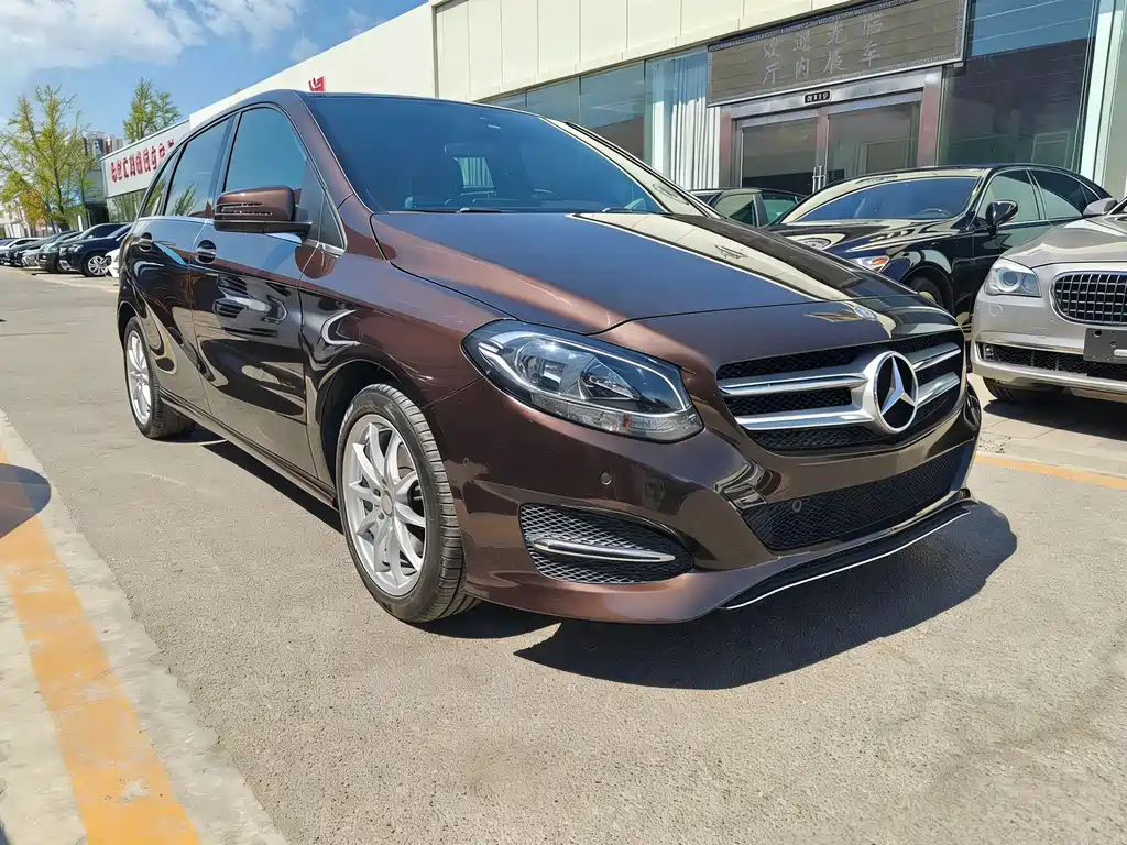 Mercedes-Benz B-Class 2015 — фото 2