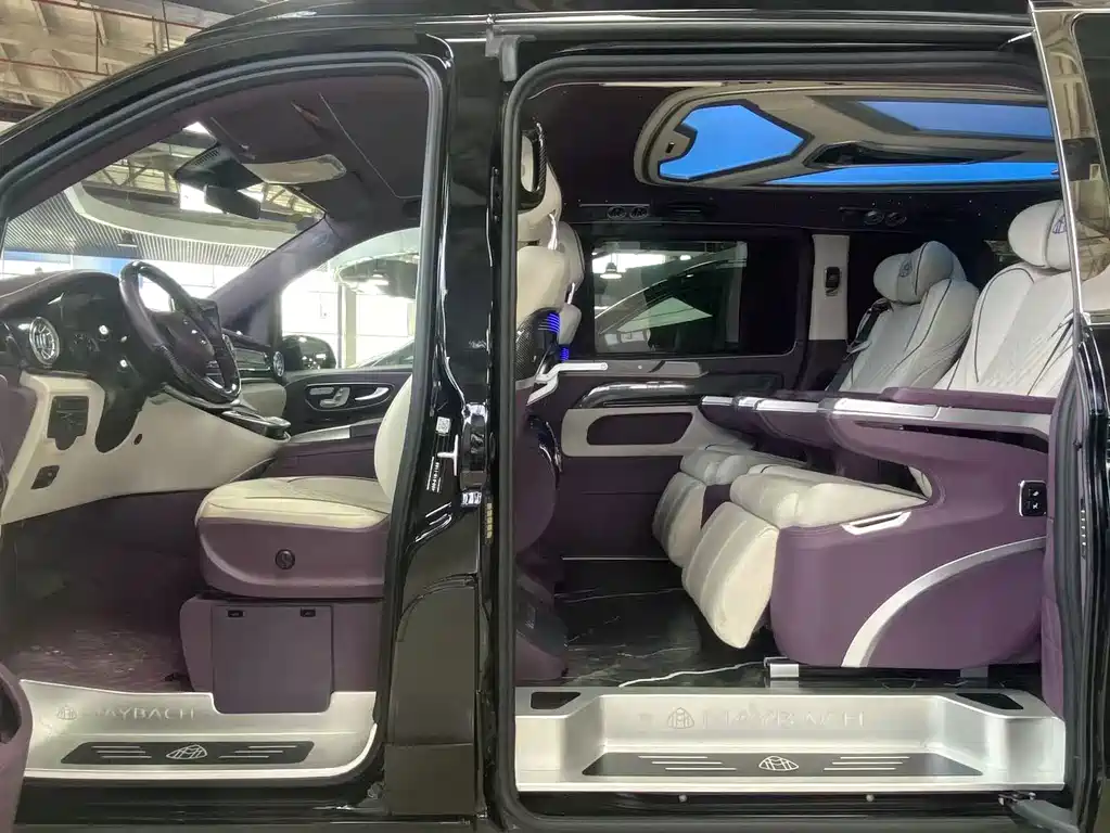 Mercedes-Benz Vito 2023 — фото 7
