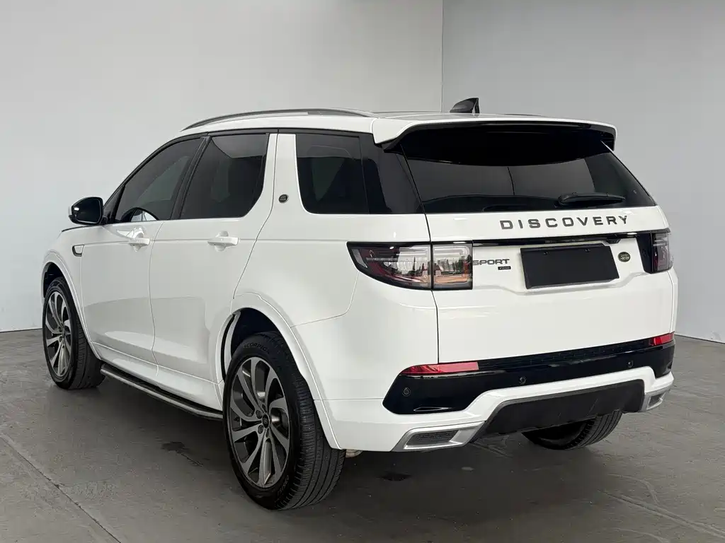 Land Rover Discovery Sport 2023 — фото 6