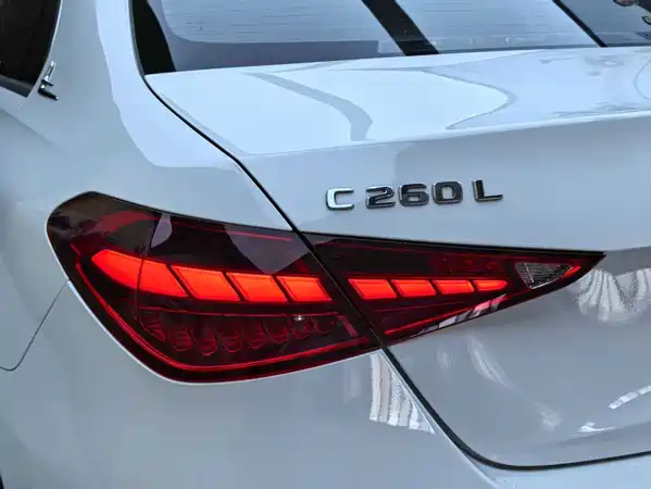 Mercedes-Benz C-Class 2022