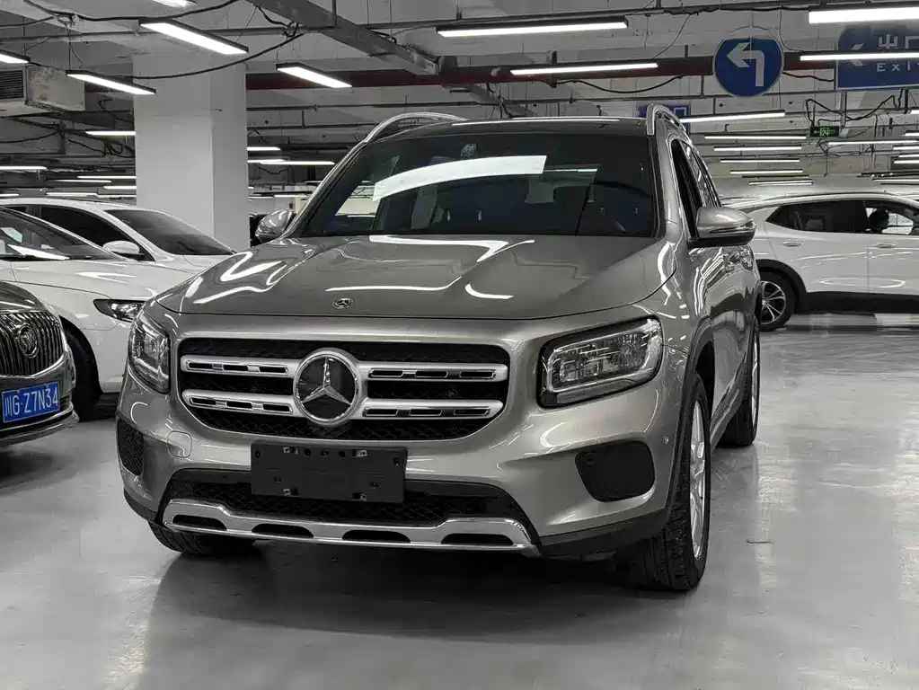 Mercedes-Benz GLB 2021