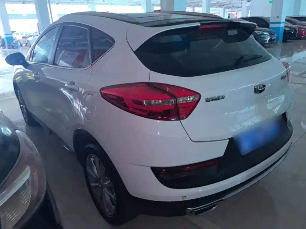 Geely Emgrand GS 2017