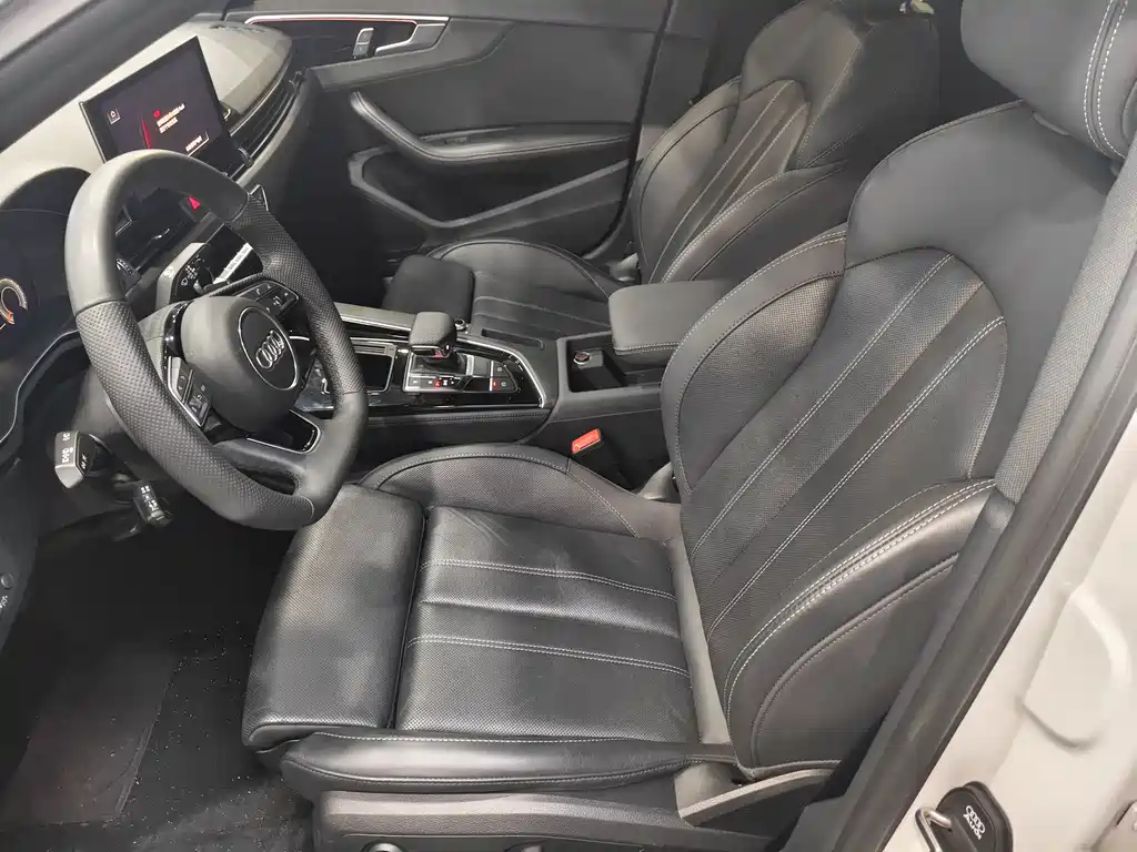 Audi A4L 2024