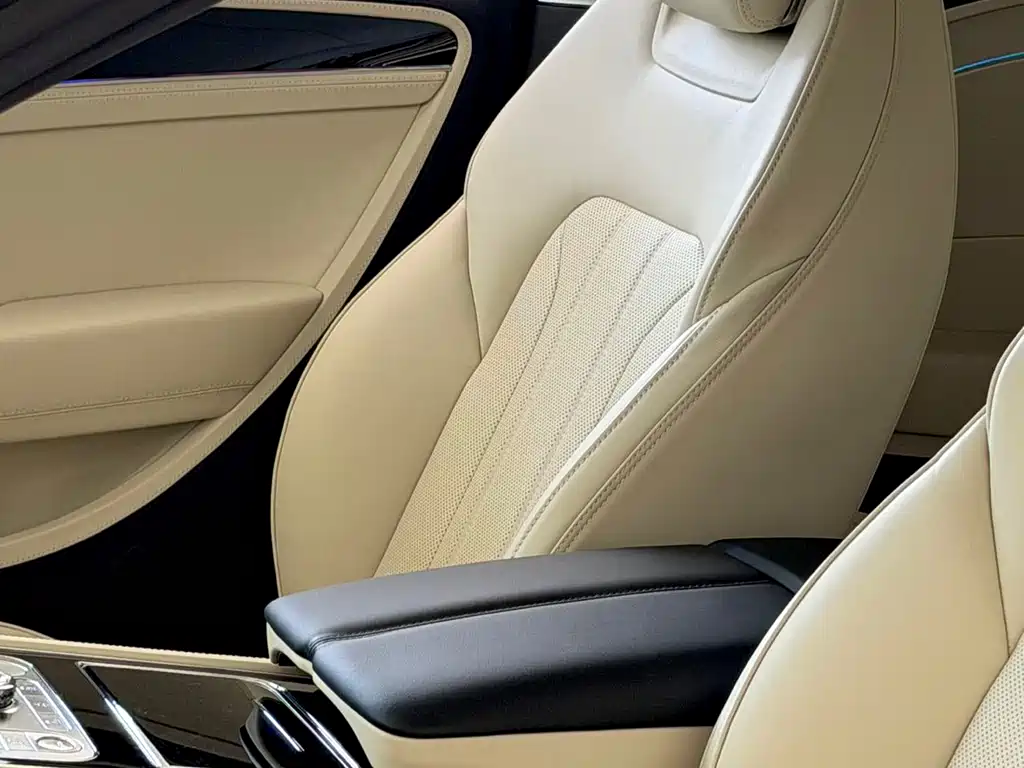 Bentley Continental PHEV — фото 14