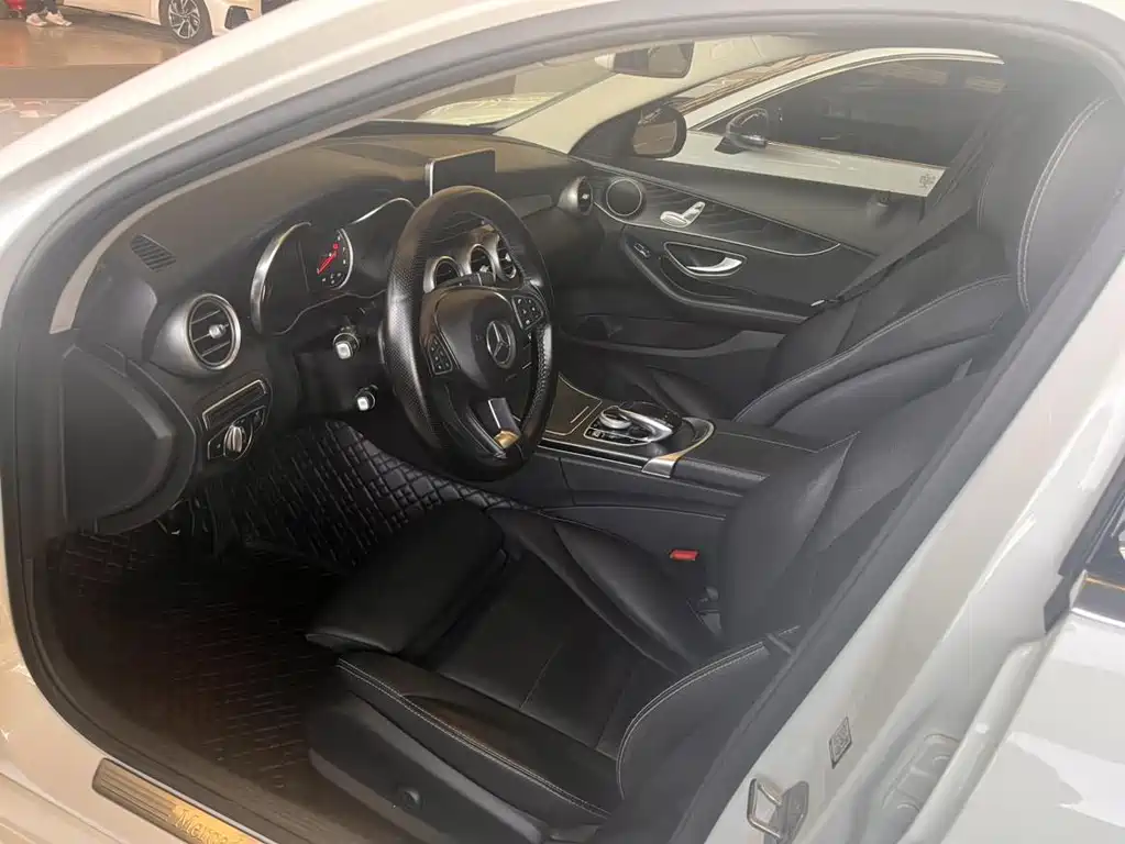 Mercedes-Benz C-Class 2017